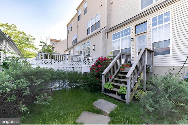 Building Photo - 20332 Charter Oak Dr
