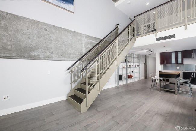 Building Photo - 200 Brannan St