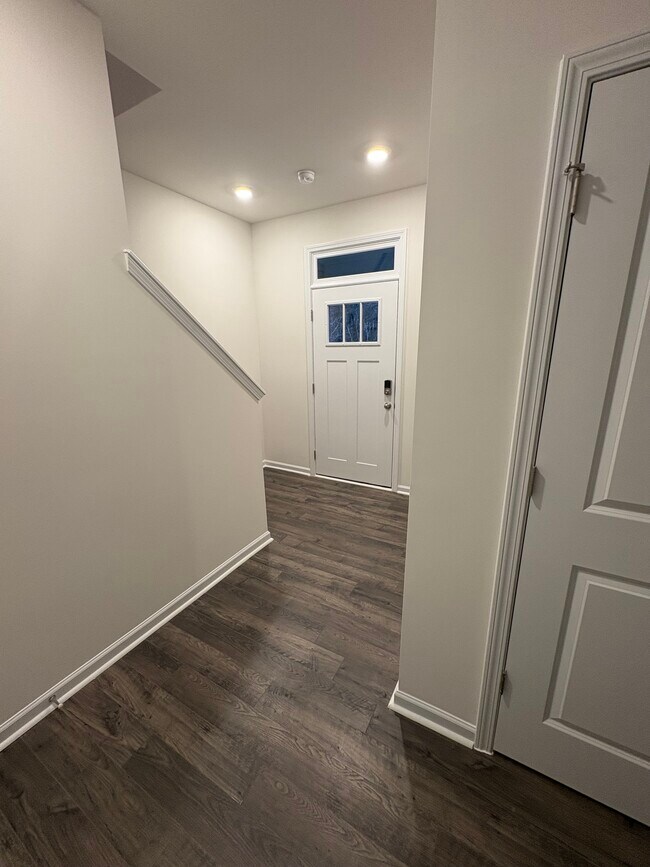 Foto del edificio - 766 Dorset Strm Dr