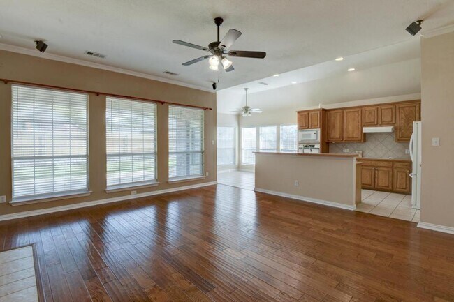 Foto del edificio - 4604 Gladiola Ln