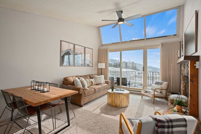 Foto del edificio - 2270 Storm Meadows Dr