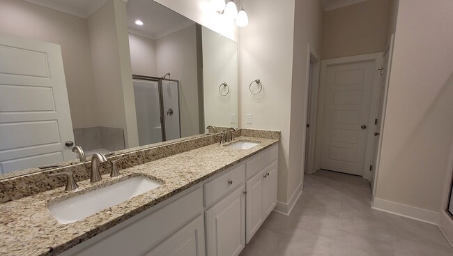 Foto del edificio - Brand New Townhomes in Baton Rouge!