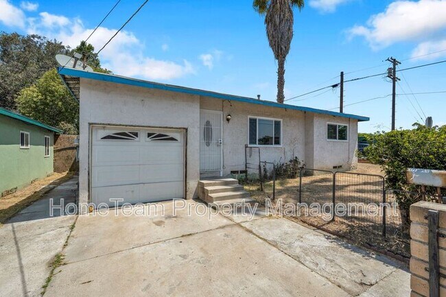 Building Photo - 4366 Hilltop Dr
