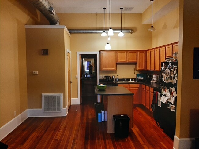 Kitchen - 309 N Main St