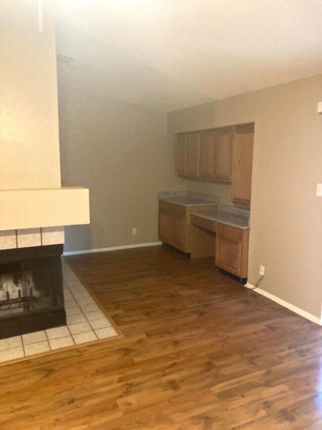 Foto del edificio - Spacious open concept ranch - pets allowed