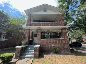 Building Photo - 2305 College St