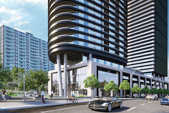 Building Photo - 585 Bloor St E