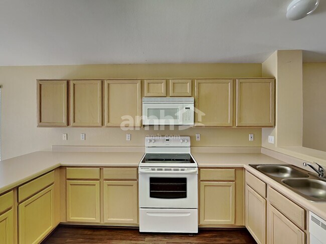 Building Photo - 3333 W Via Campana De Cobre