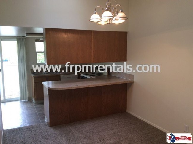 Foto del edificio - 1450 N Hartman St