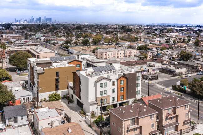 Foto aérea - Residences at Main