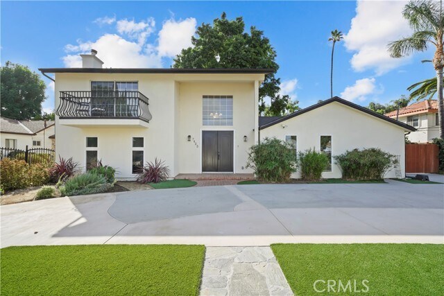 Foto principal - 7425 Vanalden Ave