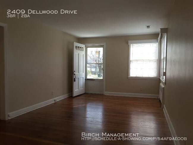 Foto del edificio - 2409 Dellwood Dr