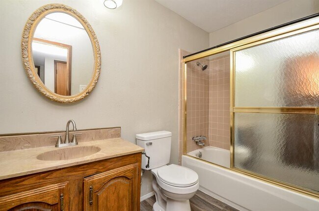 Foto del edificio - 14419 Merry Meadow Dr