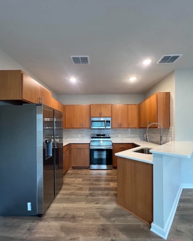 Building Photo - 10625 Brothers Ln