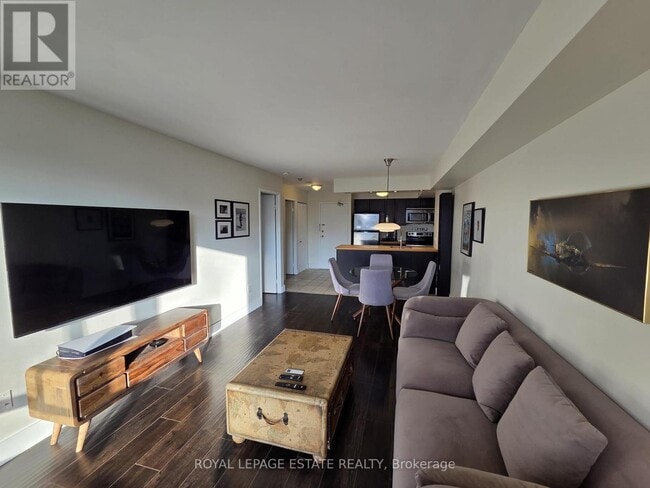 Photo du bâtiment - 117 Gerrard St E