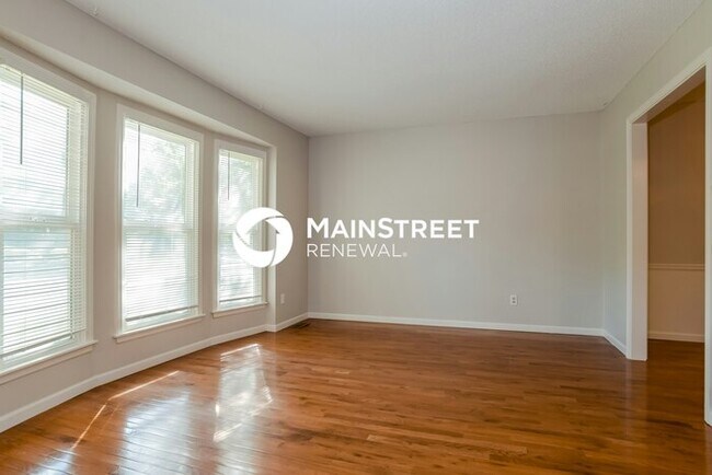 Building Photo - 4 Bedroom Pet-Friendly Home in OLATHE, KS ...