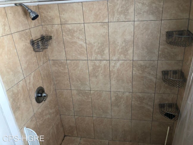 Foto del edificio - 2 br, 1 bath House - 833 Sky Lake Cir Unit A