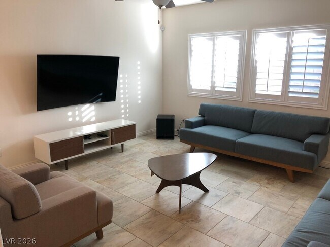 Foto del edificio - 8046 Mosaic Sunrise Ln