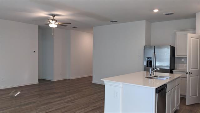 Building Photo - 2018 Fimbry Dr