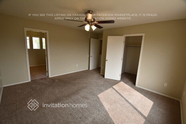 Building Photo - 2839 S Benton Cir