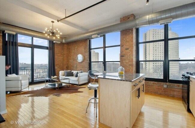 Foto del edificio - 2024 S Wabash Ave