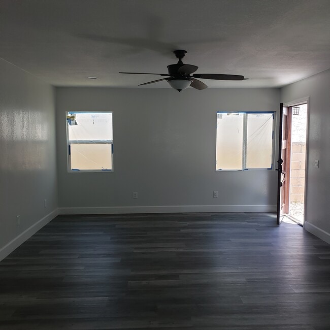 Building Photo - 5715 S Rimpau Blvd