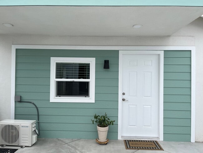 Building Photo - 5331 E Brittain St