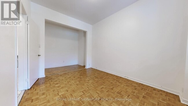 Building Photo - 247 Palmerston Ave
