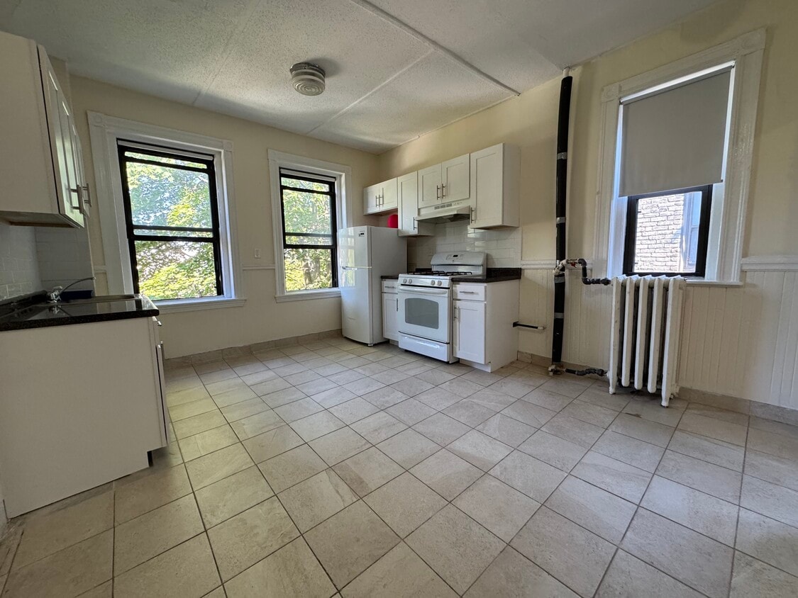Primary Photo - 57 Brighton Ave