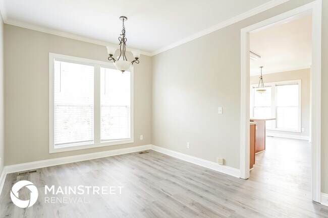 Foto del edificio - 512 Deacon Ridge St