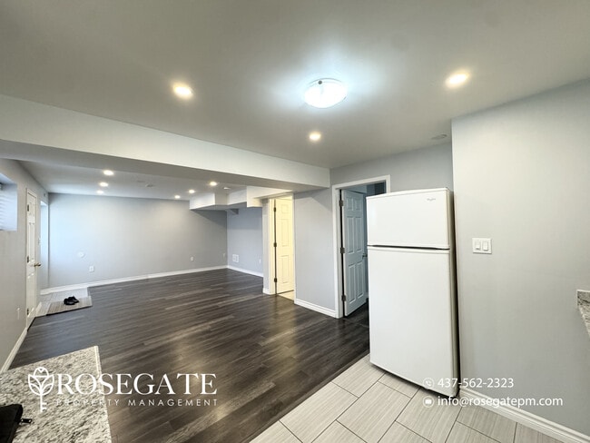 Building Photo - Spacious 2-Bedroom Basement Apartment with In-Unit Laundry – Mississauga