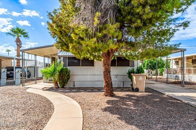 Foto del edificio - 2650 W Union Hills Dr