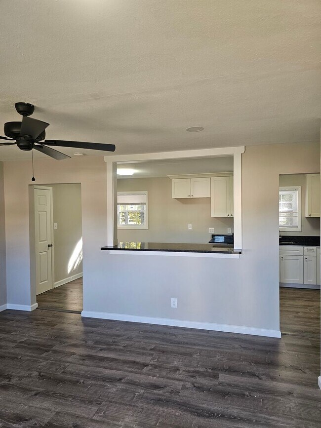 Foto del edificio - 3931 Port Rd