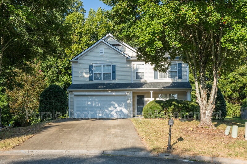 Primary Photo - 304 Meadow Point