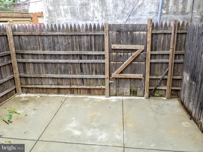 Foto del edificio - 2312 Moore St