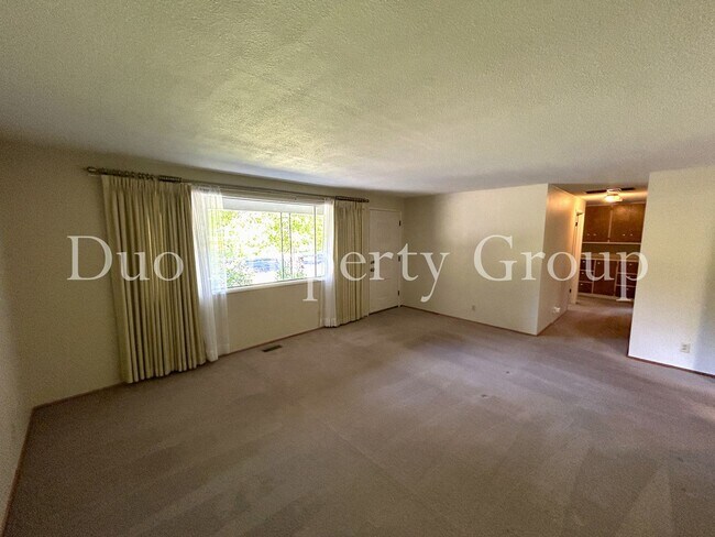 Photo - South Eugene Home by Kincaid Park