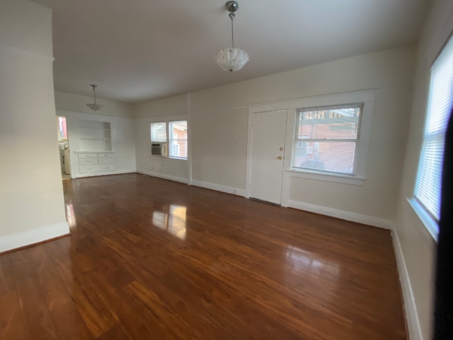 Foto del edificio - 13457 Bailey St