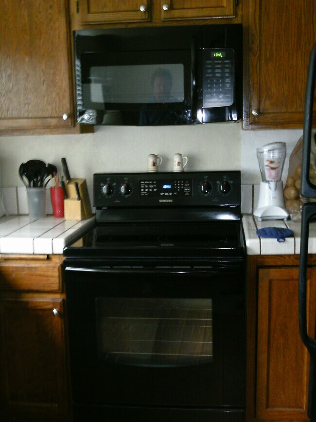 Kitchen - 7892 Mission Vista Dr