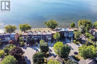 Building Photo - 2082 Waters Edge Dr