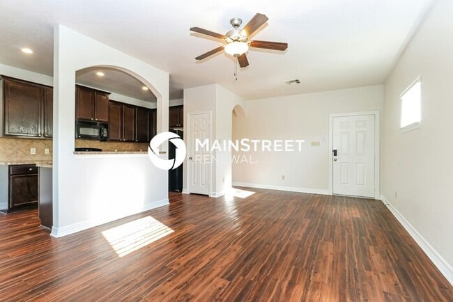 Building Photo - 3 Bedroom Pet-Friendly Home in Conroe, TX ...