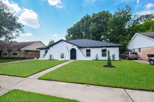 Foto del edificio - 1034 W Donovan St