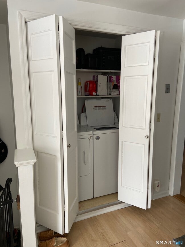 Building Photo - 4 McKendry Ct