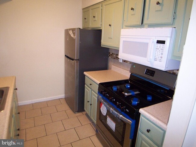 Building Photo - 1711 Fountain Rock Way