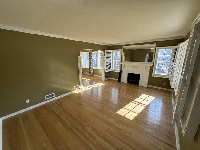 Foto del edificio - 7527 S Jefferson St