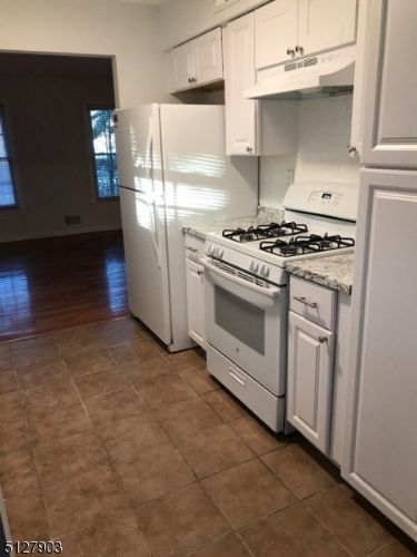 Building Photo - 3 Tempe Wick Rd