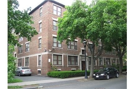 Building Photo - 58 Edwards St