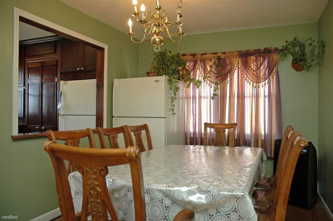 Foto del edificio - 9107 Columbia Ave