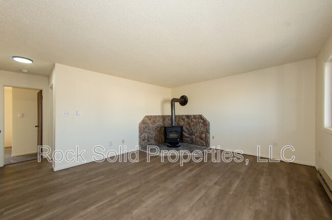 Foto del edificio - 1833 Edgewater Ave