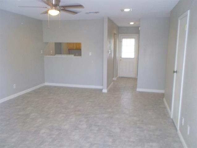 Foto del edificio - 1502 Cardinal Dr