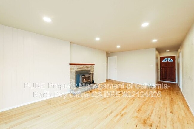 Building Photo - 1259 Calistoga Rd